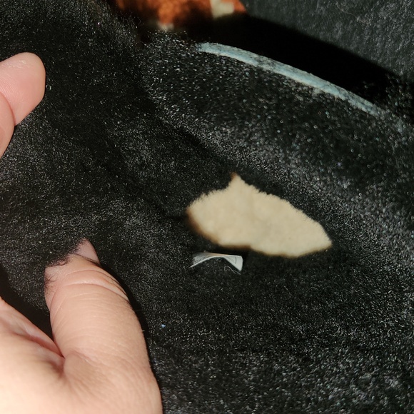 Ugg Isley Water-Resistant Boot with Removable Pompom size 7 - Picture 4 of 12